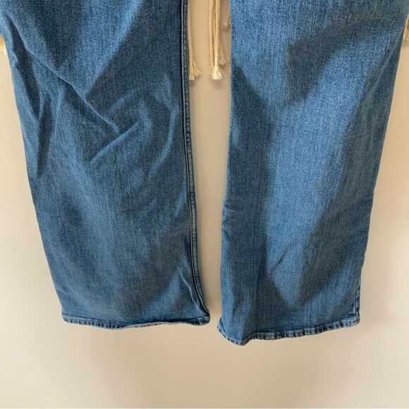 OLD NAVY Women’s Higher High Rise Flare Secret Smooth Pockets Jeans 16 - Picture 6 of 13